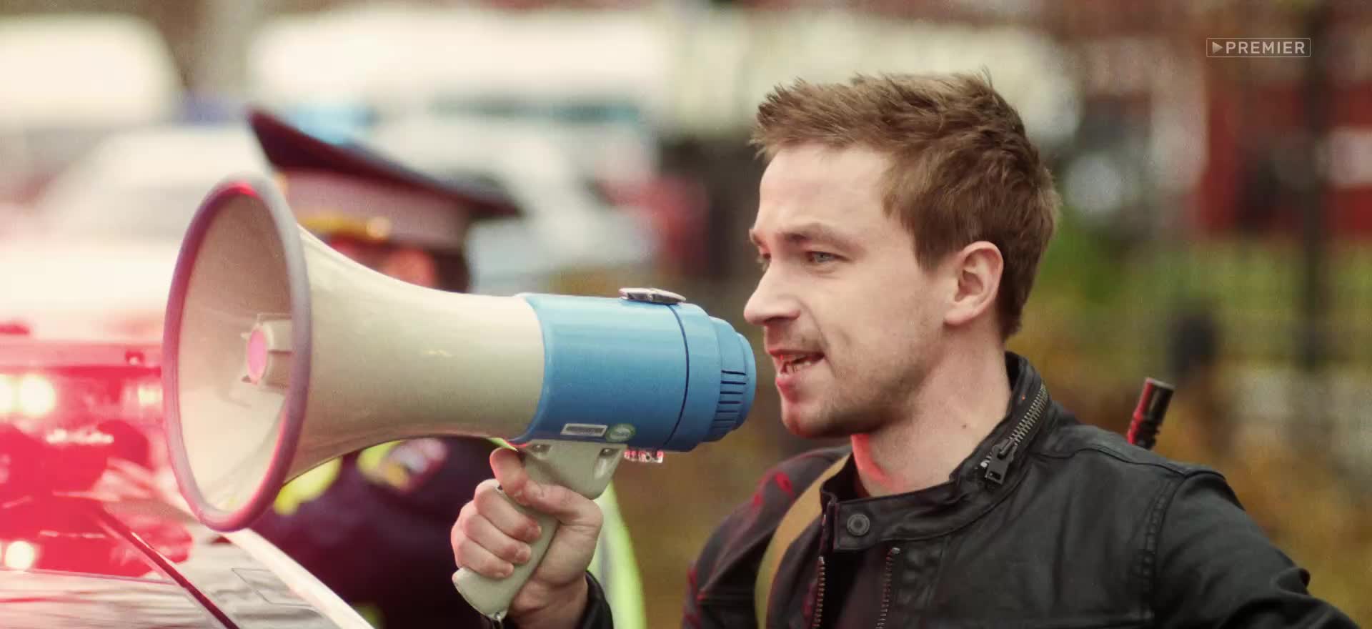 Бурунов кокаин. Полицейский с рублёвки 3 3. Полицейский с рублевки сюрстремминг видео. Полицейский с рублёвки сюрстреминг. Милиционер с рублёвки сокращённый фрагмент 4.