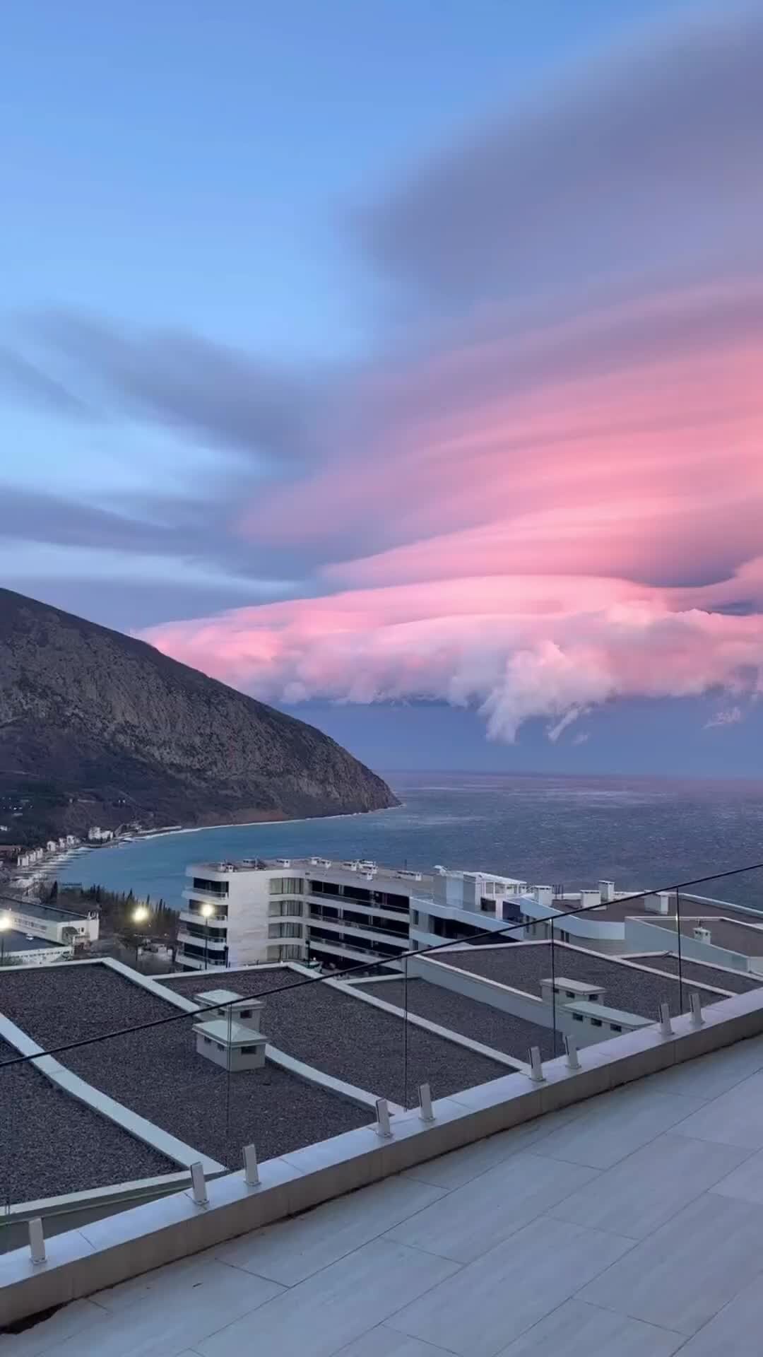 таблица восхода и захода солнца. заход солнца 17 января. долгота дня восход и закат. красивый закат солнца. солнечная зима.