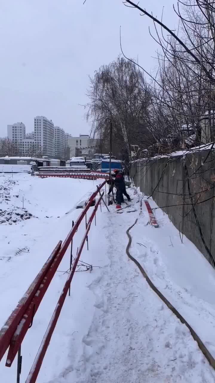 Строительная установка