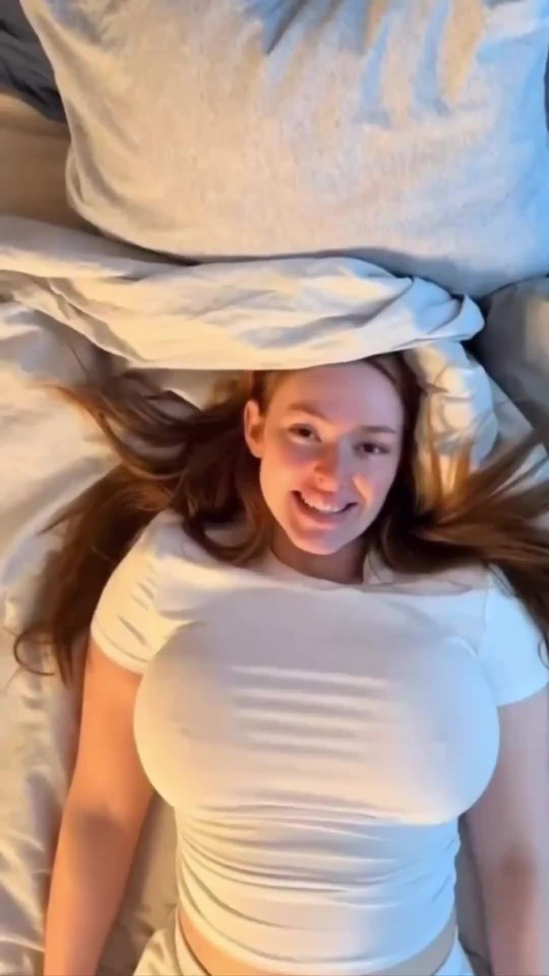 Андрей Смирнов | чуть кровать не сломала | Дзен