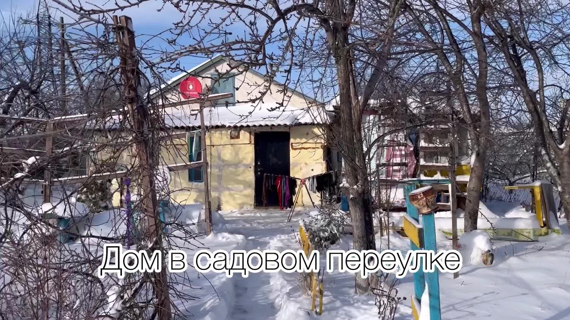 Я по земле хожу хожу текст. Как все как все я по земле хожу. Фото целует песка. Я по земле хожу хожу текст. Я по земле хожу хожу текст.