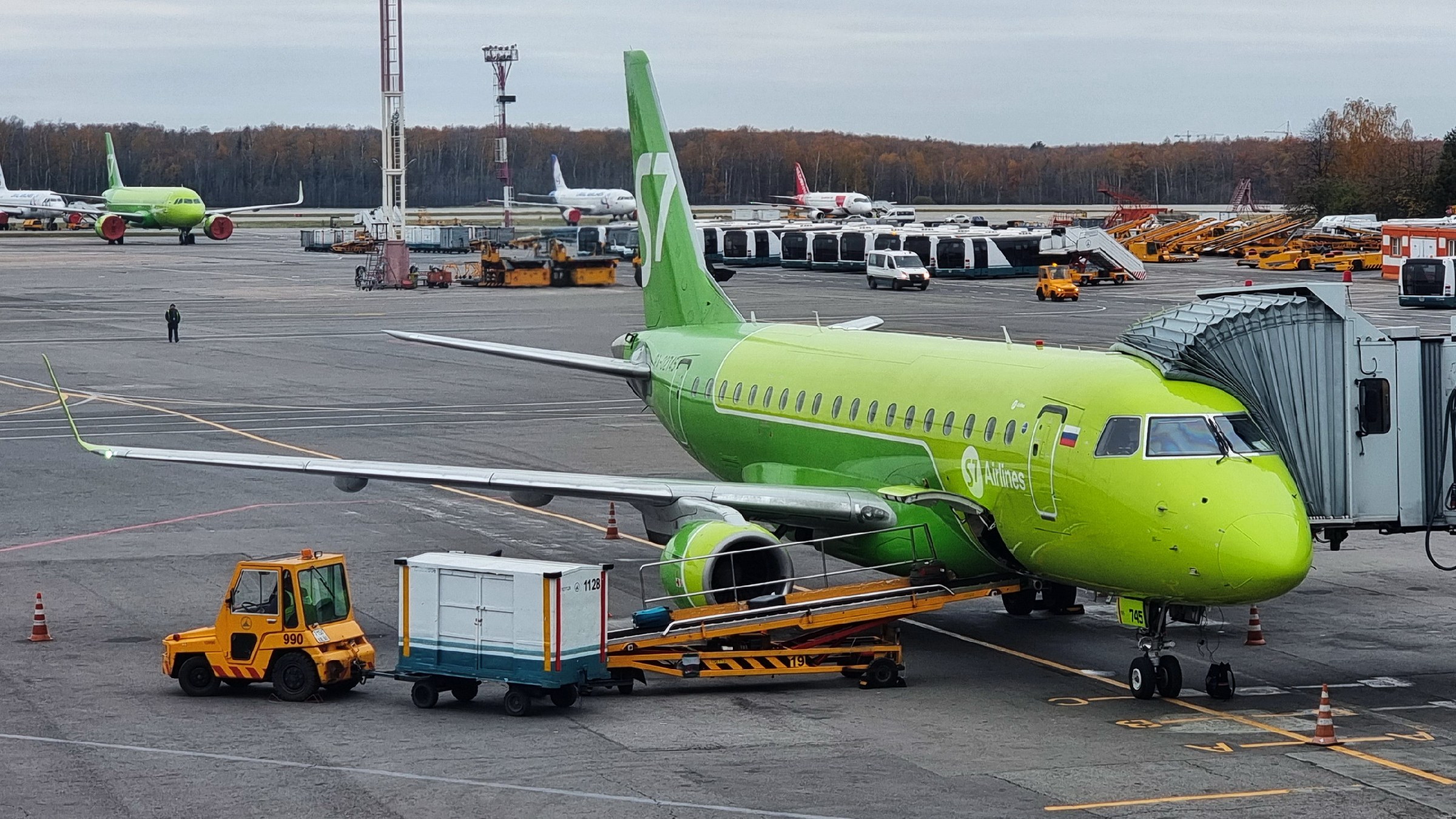 Билеты архангельск санкт петербург самолет