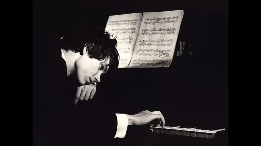 Концерт для фортепиано с оркестром № 1 (бетховен). Бетховен 5 концерт для фортепиано гилельс. Бетховен концерт 2 для фортепиано с оркестром ноты. Бетховен концерт для фортепиано. Бетховен концерт 5 для фортепиано ноты.