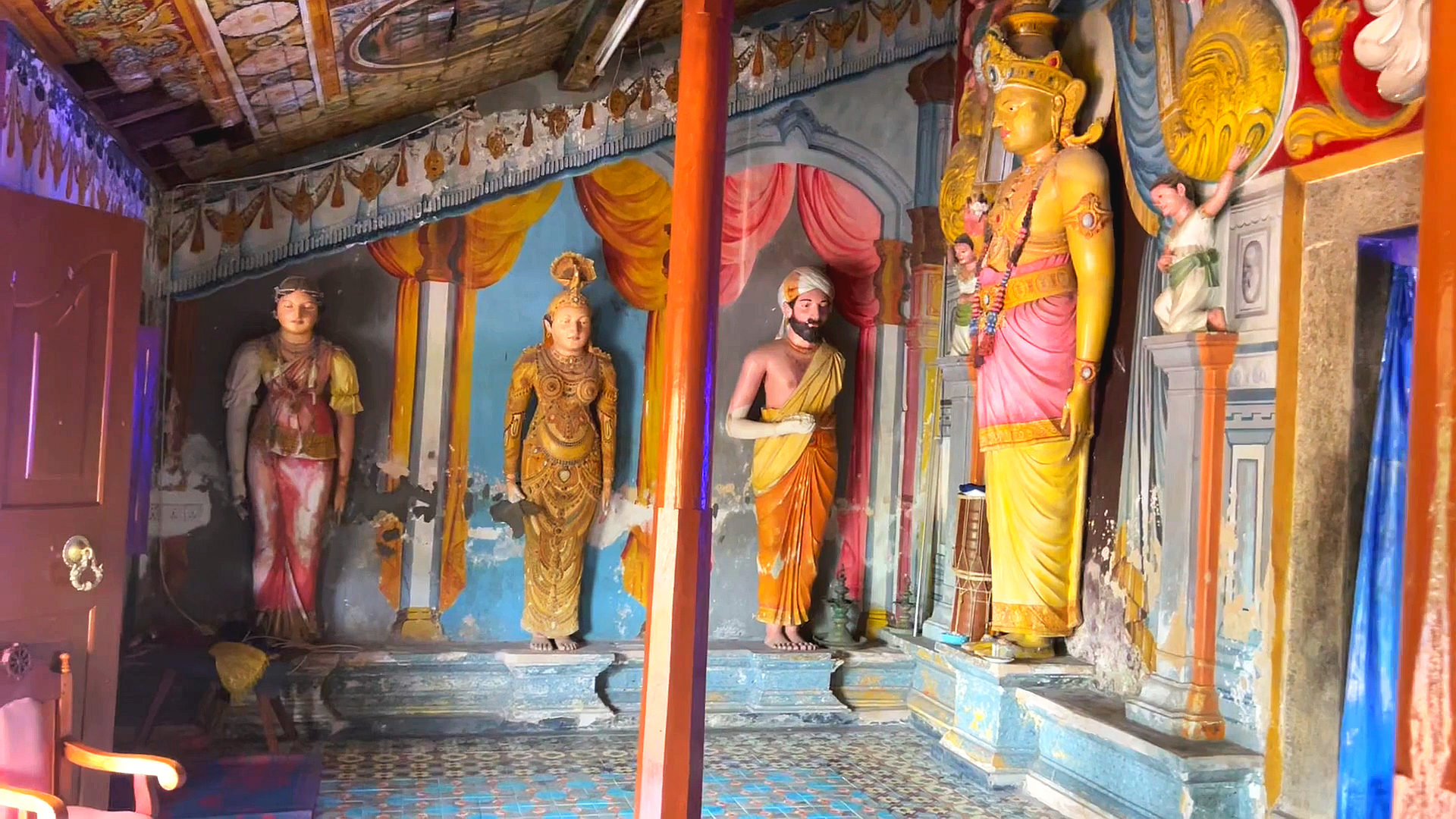 Temple of the king перевод. Temple of the king перевод. Temple of the king перевод. King temple игра на пк. Личк кинг храм бг.