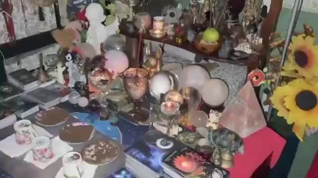 Снятие порчи. Ритуал снять. Ритуал снять. Обряд приворота. Магический ритуал.