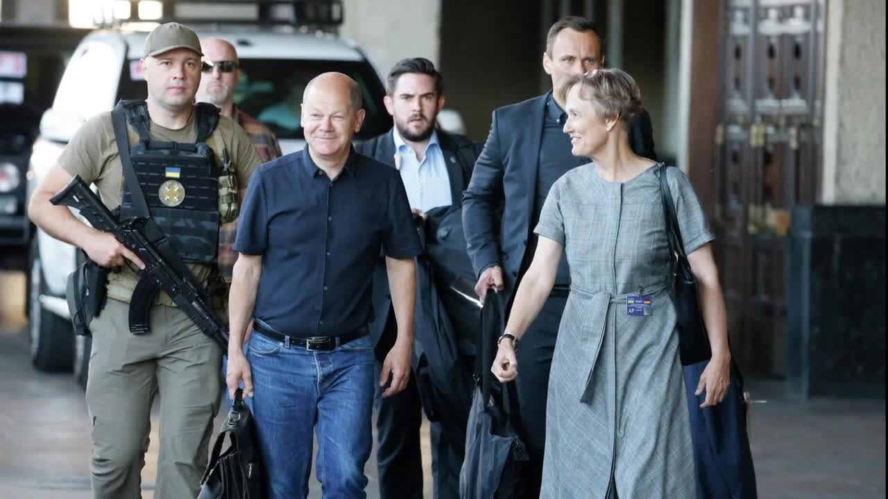 1. Прямые а и б пересекаются в точке м аа1 3. 3 б найти а и б. 3 б найти а и б. На рисунке угол 1 равен.