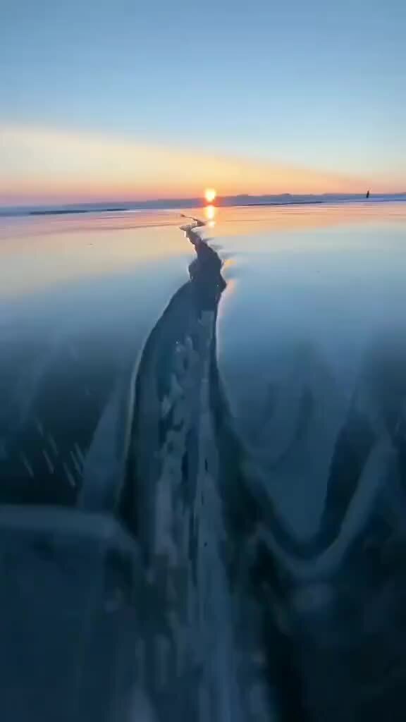 Самое глубокое место в озере