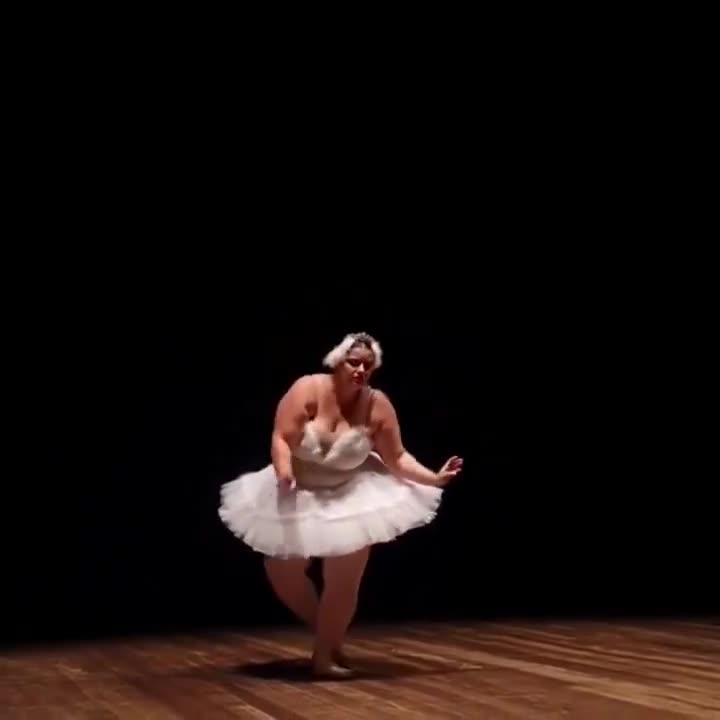 Аджамова балерина