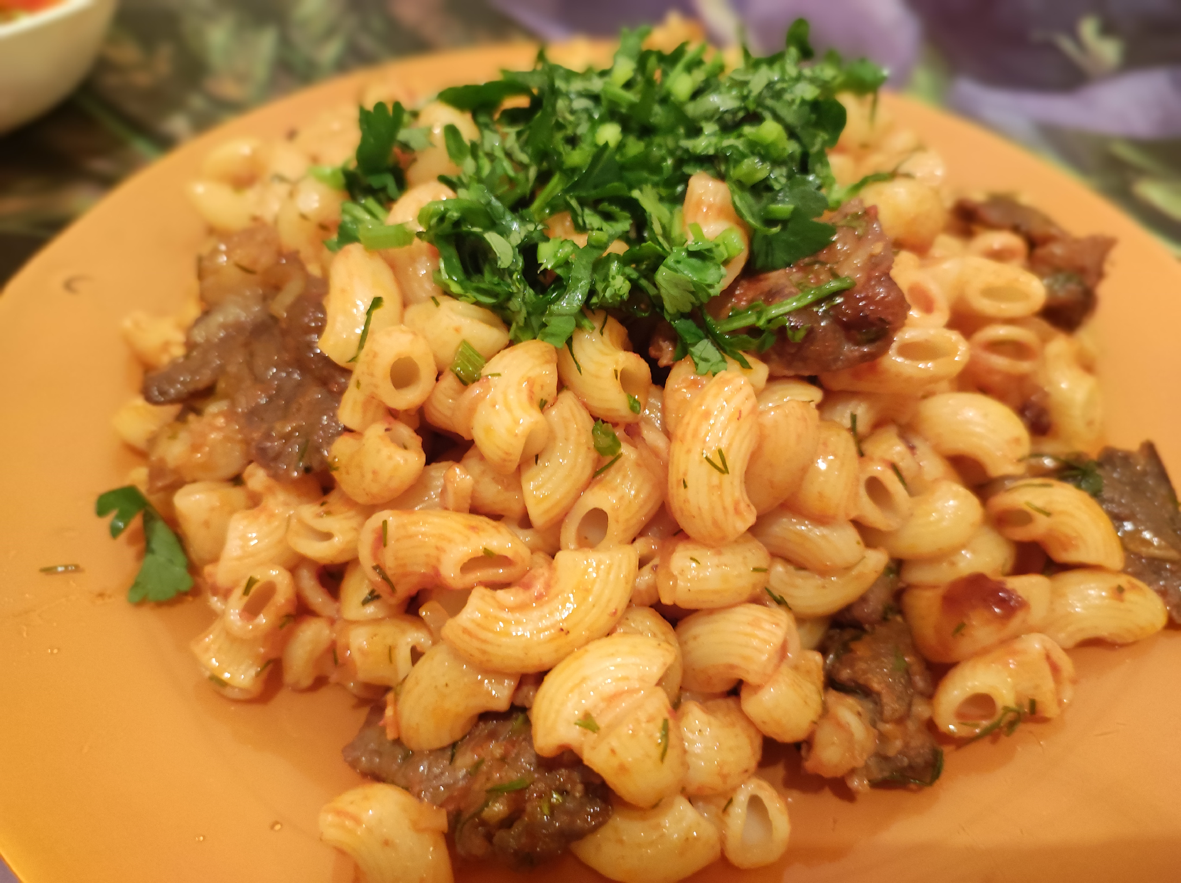 Карбонара с грибами. Карбонара. Паста с индейкой. Паста карбонара с беконом. Тортильони карбонара.