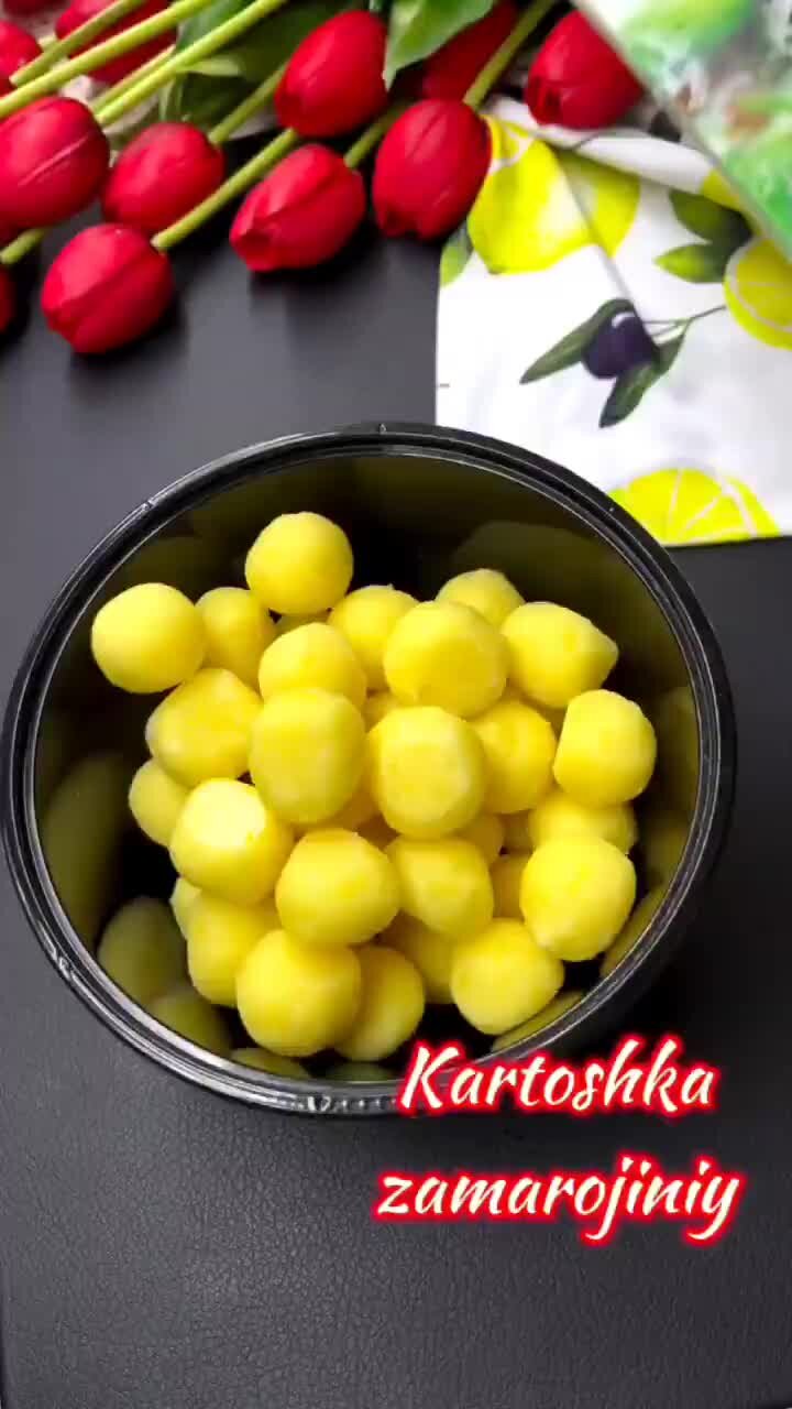 шарики надувные. крепеж для воздушных шариков. игра шарики 5 в ряд. гирлянда из воздушных шаров. шарики воздушные цвета.