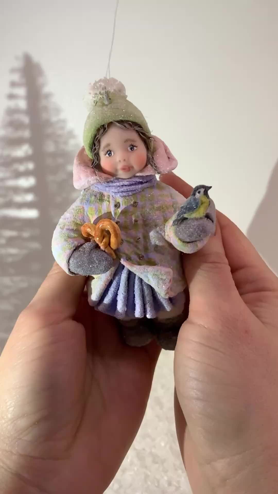 Елочные грушки из ваты. Ватные елочные игрушки мастер класс. Игрушки ручной работы из ваты. Игрушки из ваты. Игрушки из ваты.