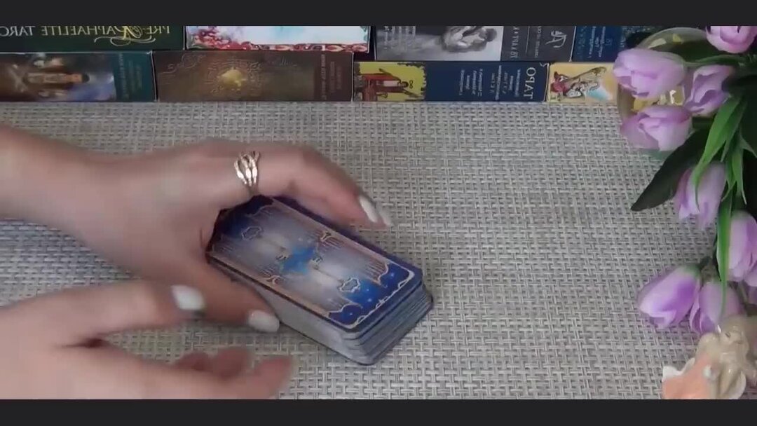 Скучает ли он по мне гадание. Расклад таро начквства. Гадать скучает ли?. Гадание скучает ли он по мне фото. Гадание скучает ли он по мне сейчас.