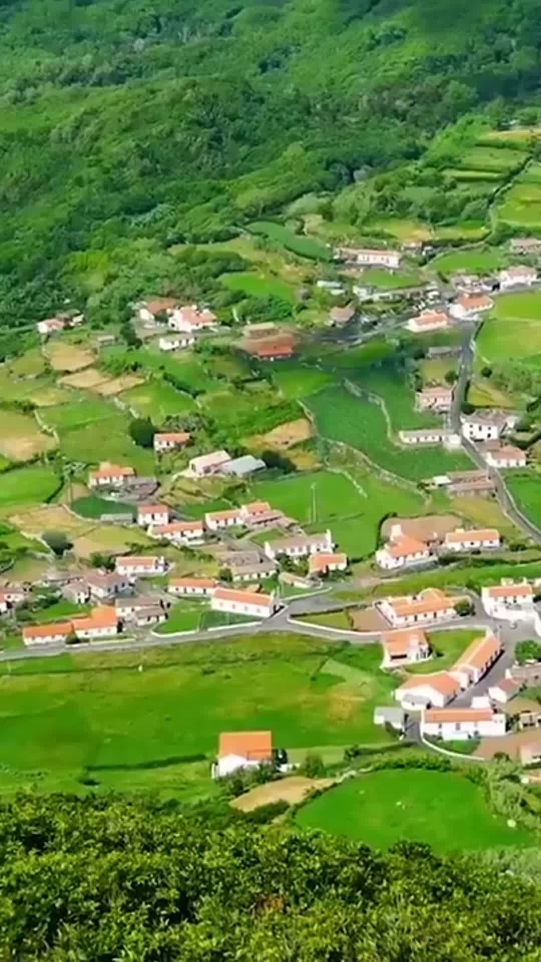 шикарный вид на море. Fregat сейшельские острова. мальдивы anantara dhigu. отель jade mountain resort сент-люсия. красивые курортные места.