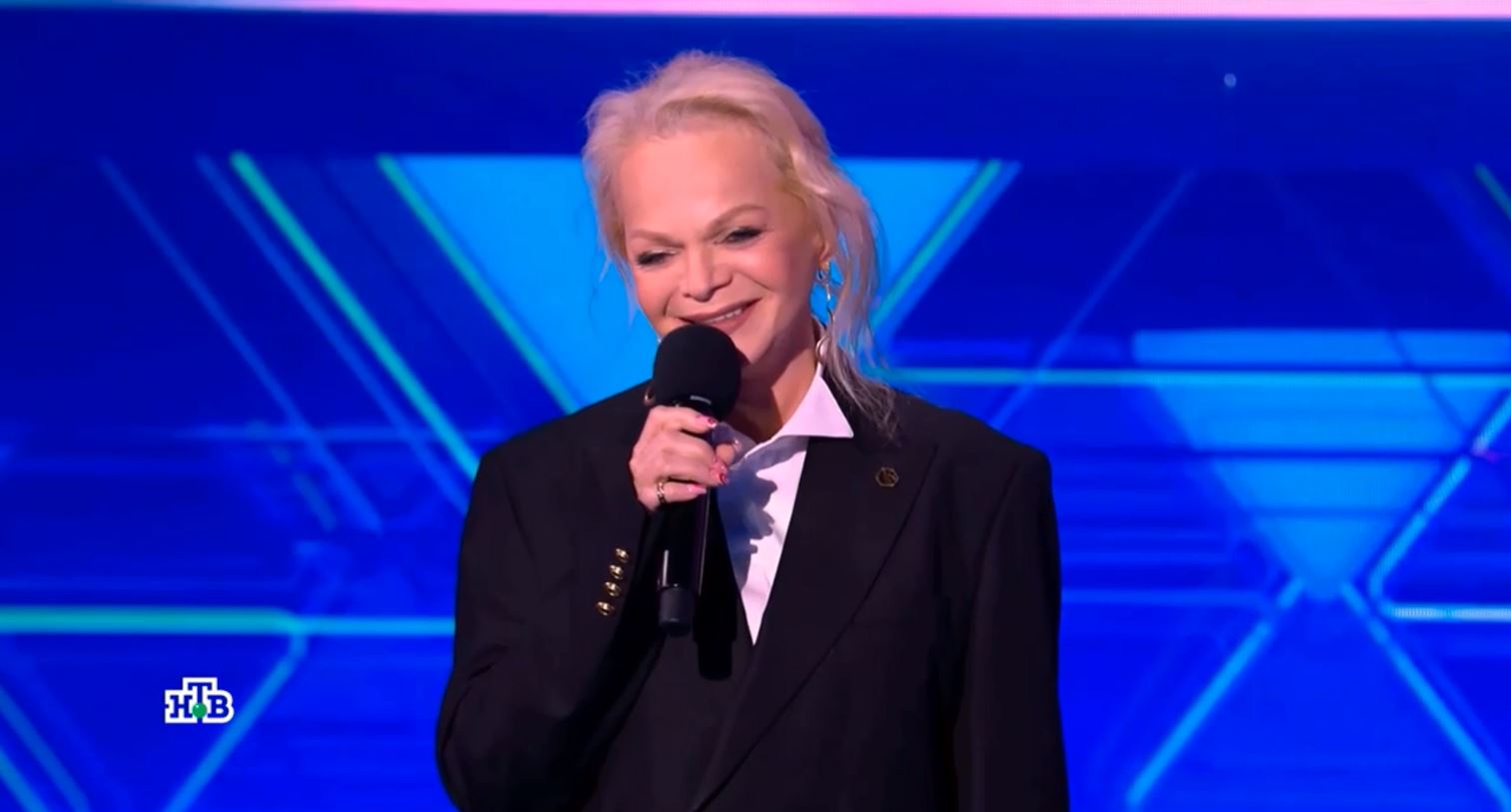 Шоу аватар 2 соловей разбойник. Соловей разбойник из мультфильма три богатыря. Шоу аватар 2 соловей разбойник. Шоу аватар 2 соловей разбойник. Соловей разбойник наследница престола.