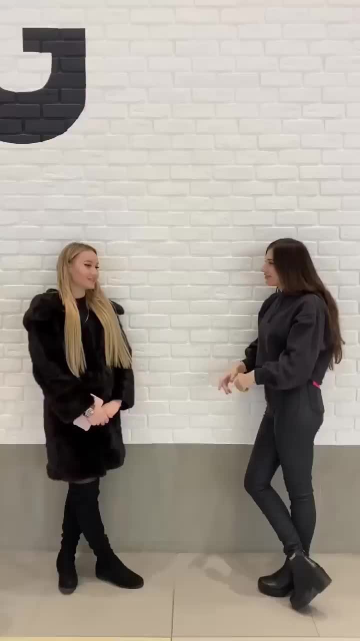 Песни переделки на 23 февраля. Высоцкий песни тексты. Стихи о любви к мужчине признание. Слова песен про любовь. Песня для парня от девушки.