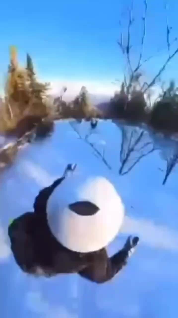 палатка тайга. лесной человек. неожиданные встречи в лесу. тайные встречи в лесу. таёжный строитель.