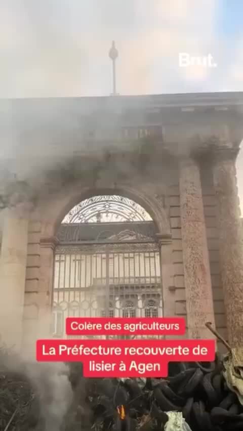 Историч область франции. Уличные музыканты франция. Историческая область франции из песни. Карта франции с провинциями. Музыкальная культура франции.