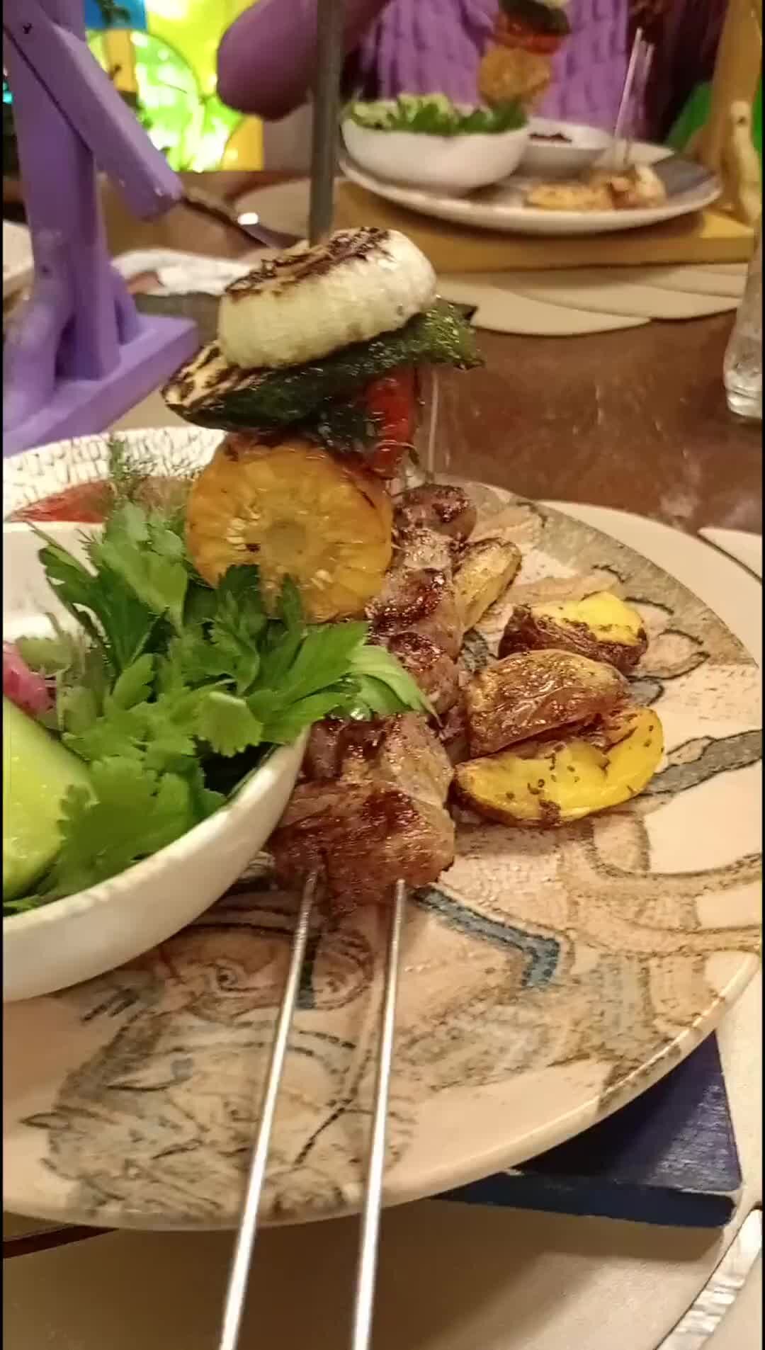 Шашлык в ресторане