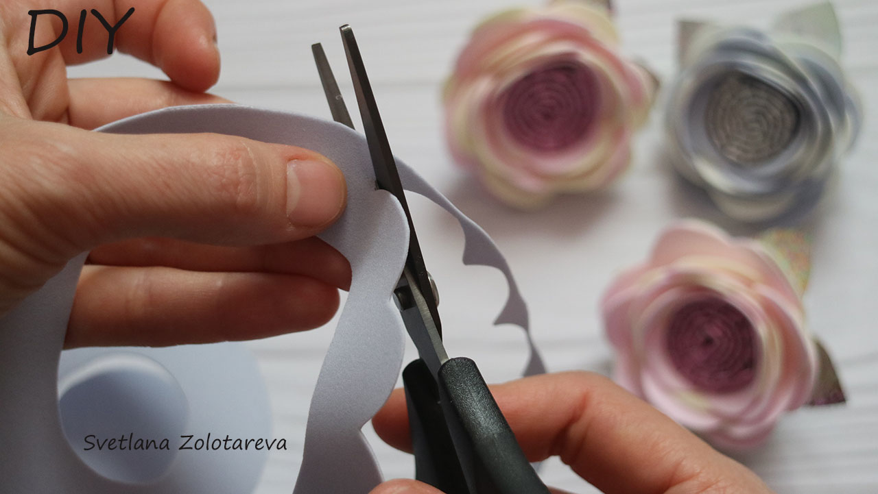 Спираль из фоамирана. Розы по спирали из фоамирана. Спираль из фоамирана. Повязка из роз фоамиран. Спиральные розы из фоамирана.