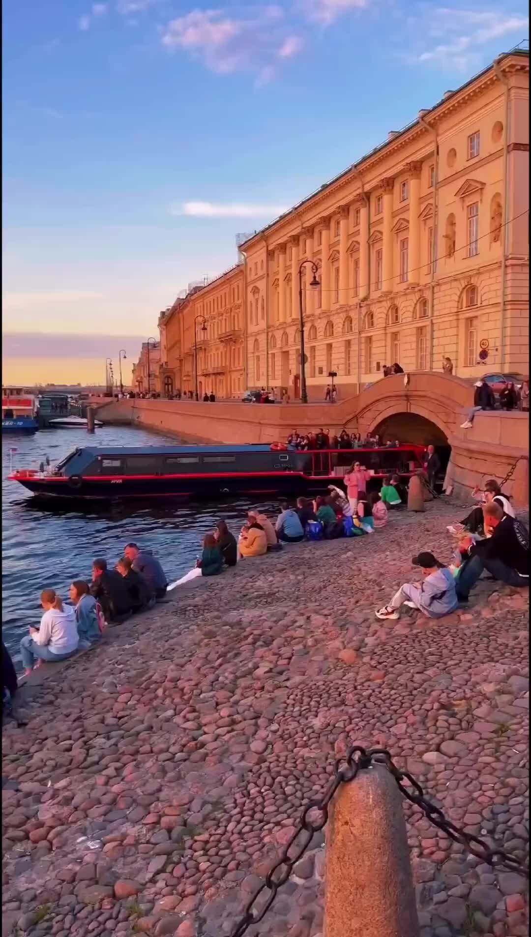 Невы державное течение береговой ее гранит. Что делать в Питере.