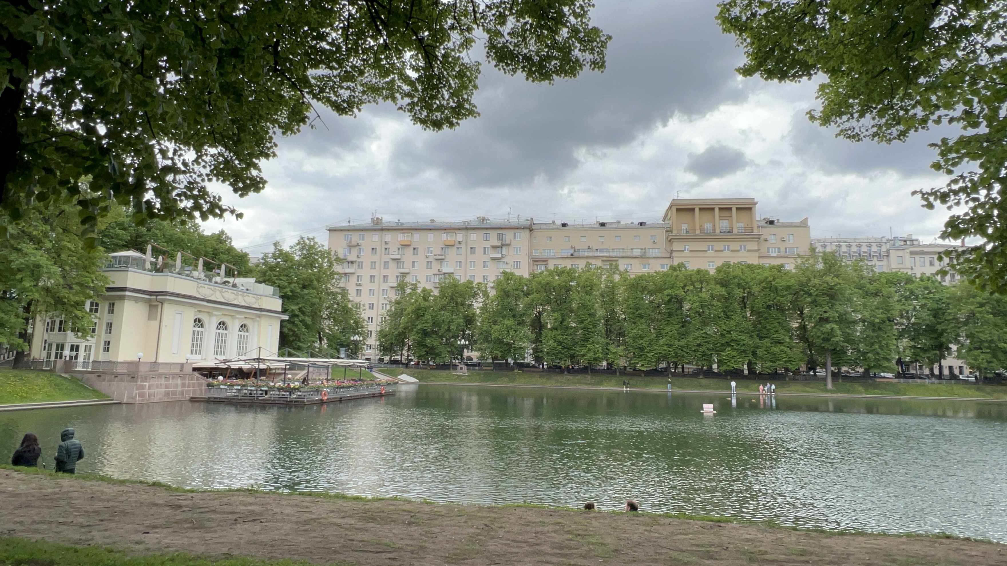 патриаршие пруды на карте в москве