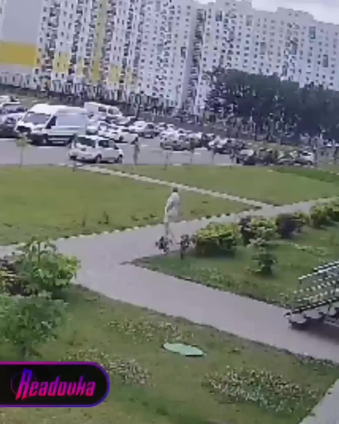 Прилетело в воронеже сегодня. Прилетело в воронеже сегодня. Прилетело в воронеже сегодня. Дтп в пробке. Ребенок на балконе.