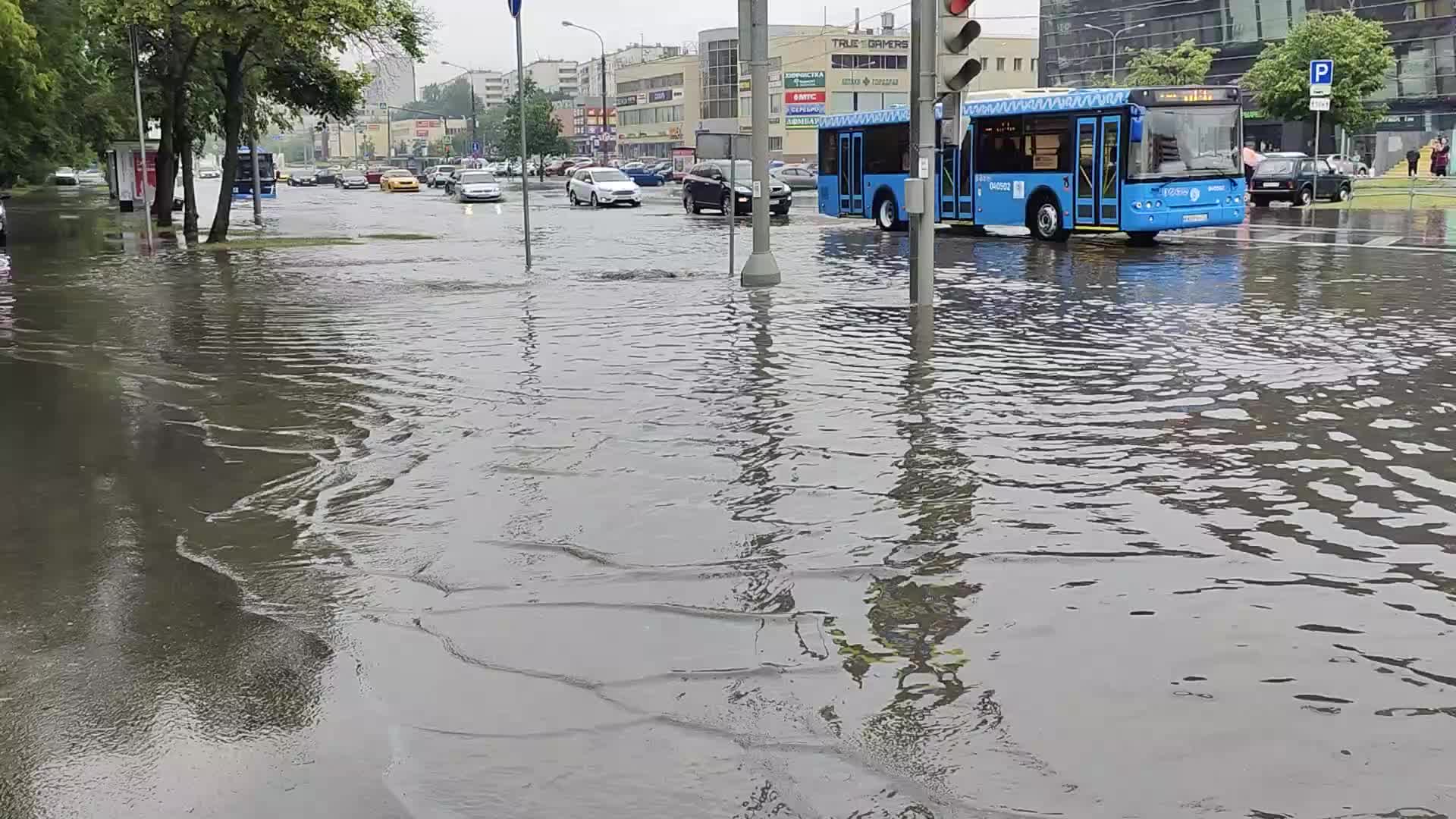 как затопило москву