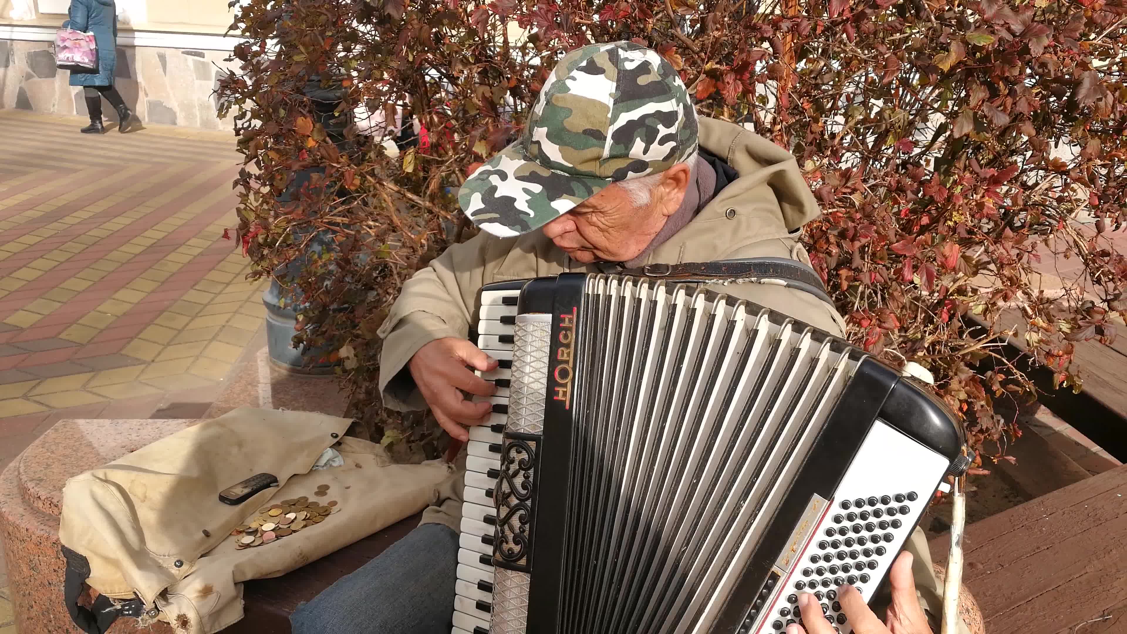 Песни дед хабар. Дедушка Витя. Песня про Деда. Дед музыка.