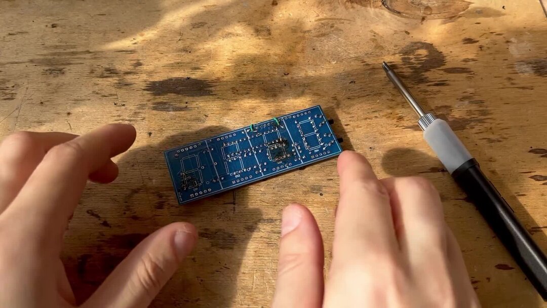 Как выпаять микросхему за пять минут паяльником, чтобы не оторвать ...