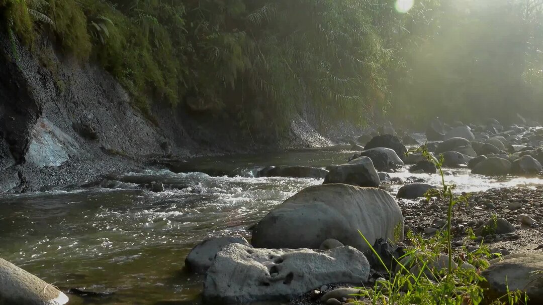 Релакс сон музыка звуки природы. Вода река. Вода река релакс. Звук реки. Расслабляющие звуки реки.