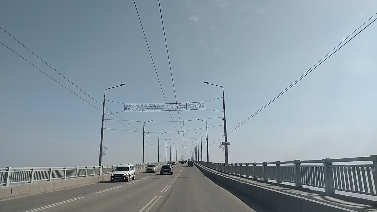 Камера мост энгельс. Мост Саратов Энгельс. Въезд на мост. Энгельс 2023. Мост на въезде в Питер.