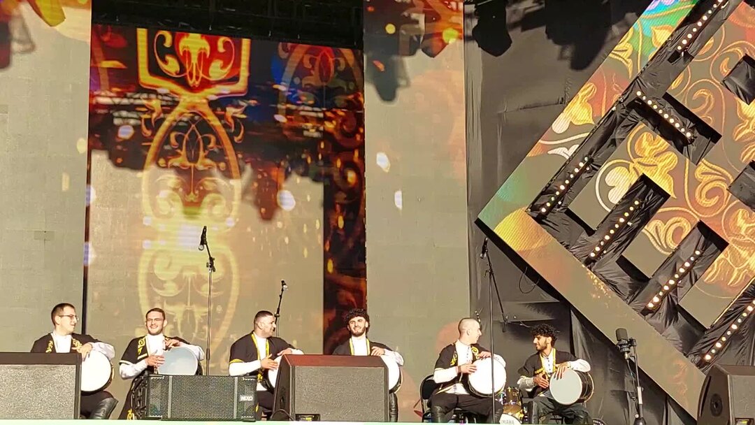 Город, городские ритмы. Ритм гор 2024. Ритм города. Югстройинвест ставрополь квартет. Боровицкая площадь.