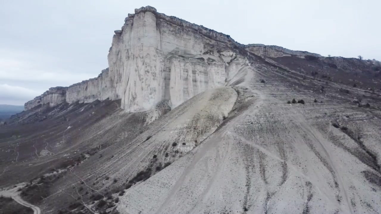 Скале черта койносайри