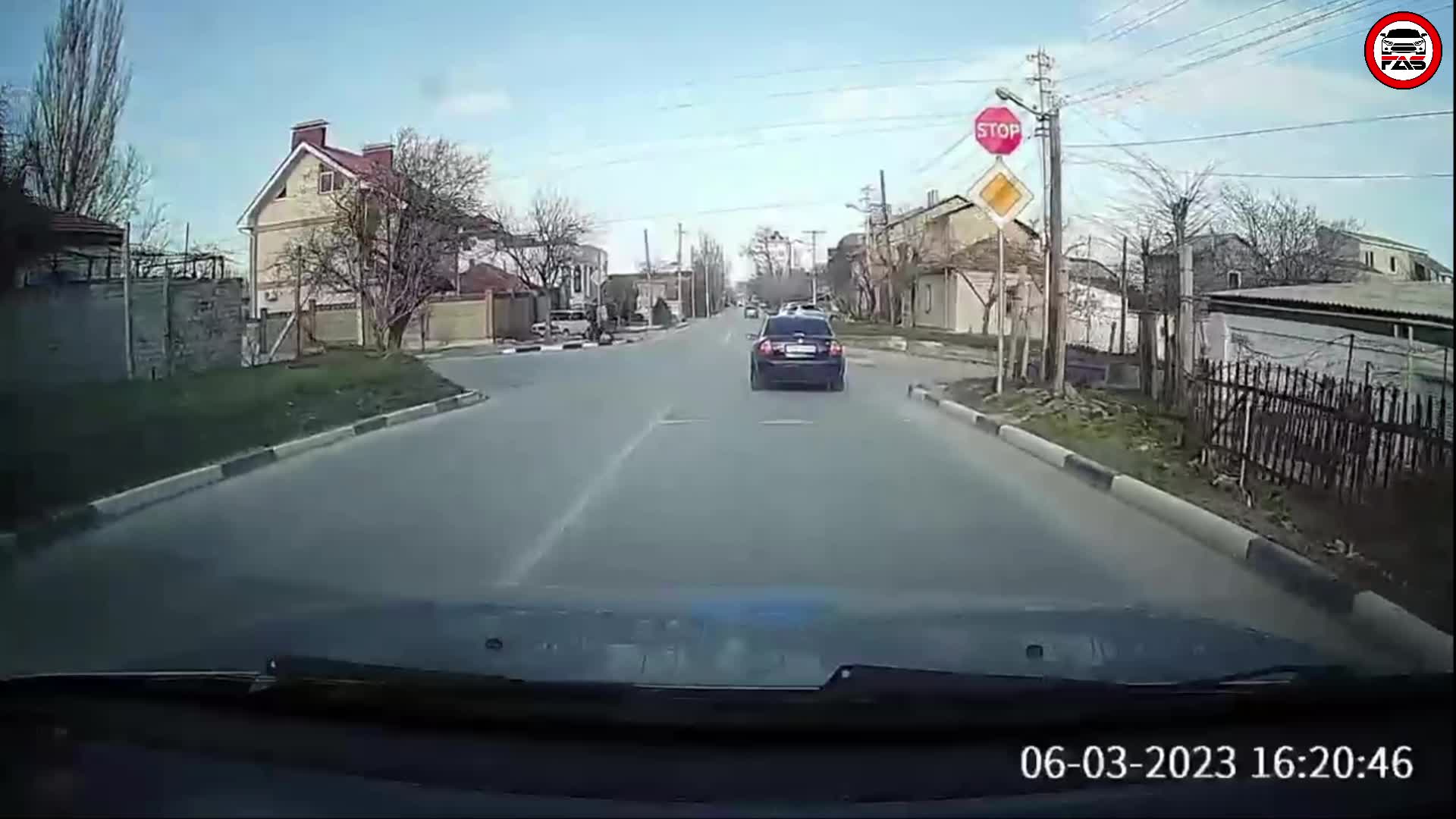 чкалова. автомобили феодосия. недавние аварии в феодосии. фас феодосия в вк. авария феодосия газель 20022 года.