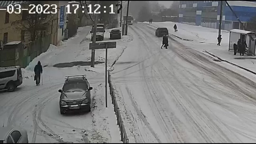 Что такое защитное вождение | Объяснение (на фоне смешное видео с ...