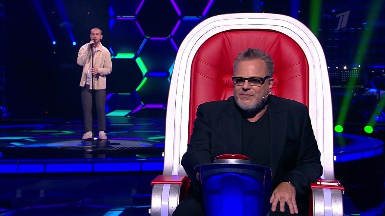 Голос сегодняшний выпуск. Слепая девушка на шоу голос. Пелагея голос 6 сезон. Лев лещенко 2022. Пелагея шоу голос дети.