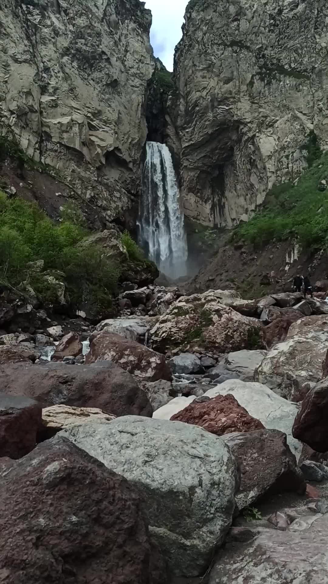 Водопад Султан урочище Джилы Су