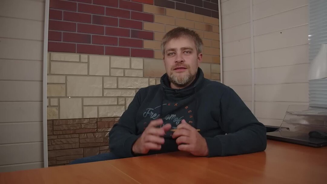 СТРОИМ ЗАБОР СВОИМИ РУКАМИ! / Как и из чего построить недорогой забор ...