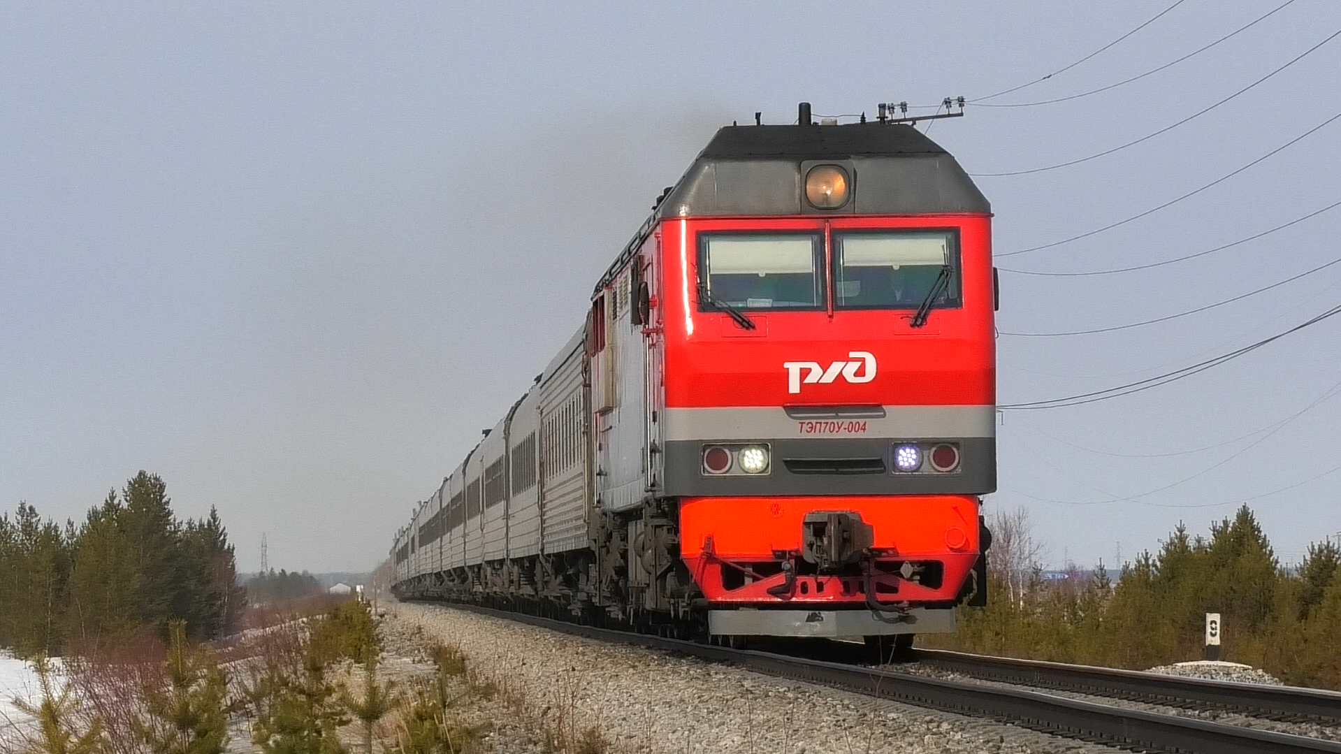 Поезд 377 новый уренгой казань расписание. Тэп70 Волоколамск. Российские железные дороги электровозы. Тепловоз 2тэ116 с пассажирским поездом. Поезд 377г.