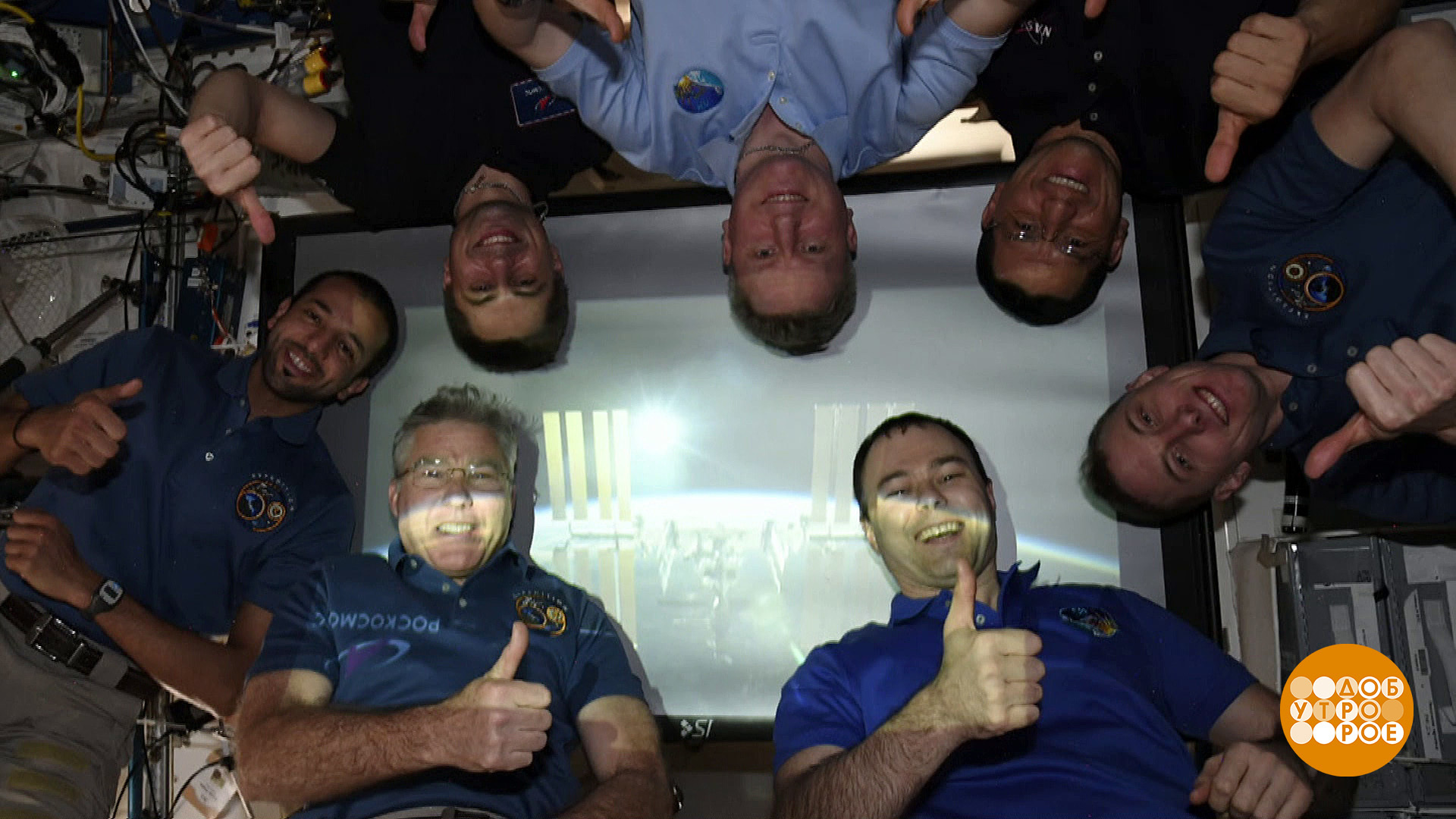 Союз мс-19 юлия пересильд. Вызов реальные съемки в космосе. Юлия пересильд клим шипенко и антон шкаплеров. Вызов реальные съемки в космосе. Вызов реальные съемки в космосе.