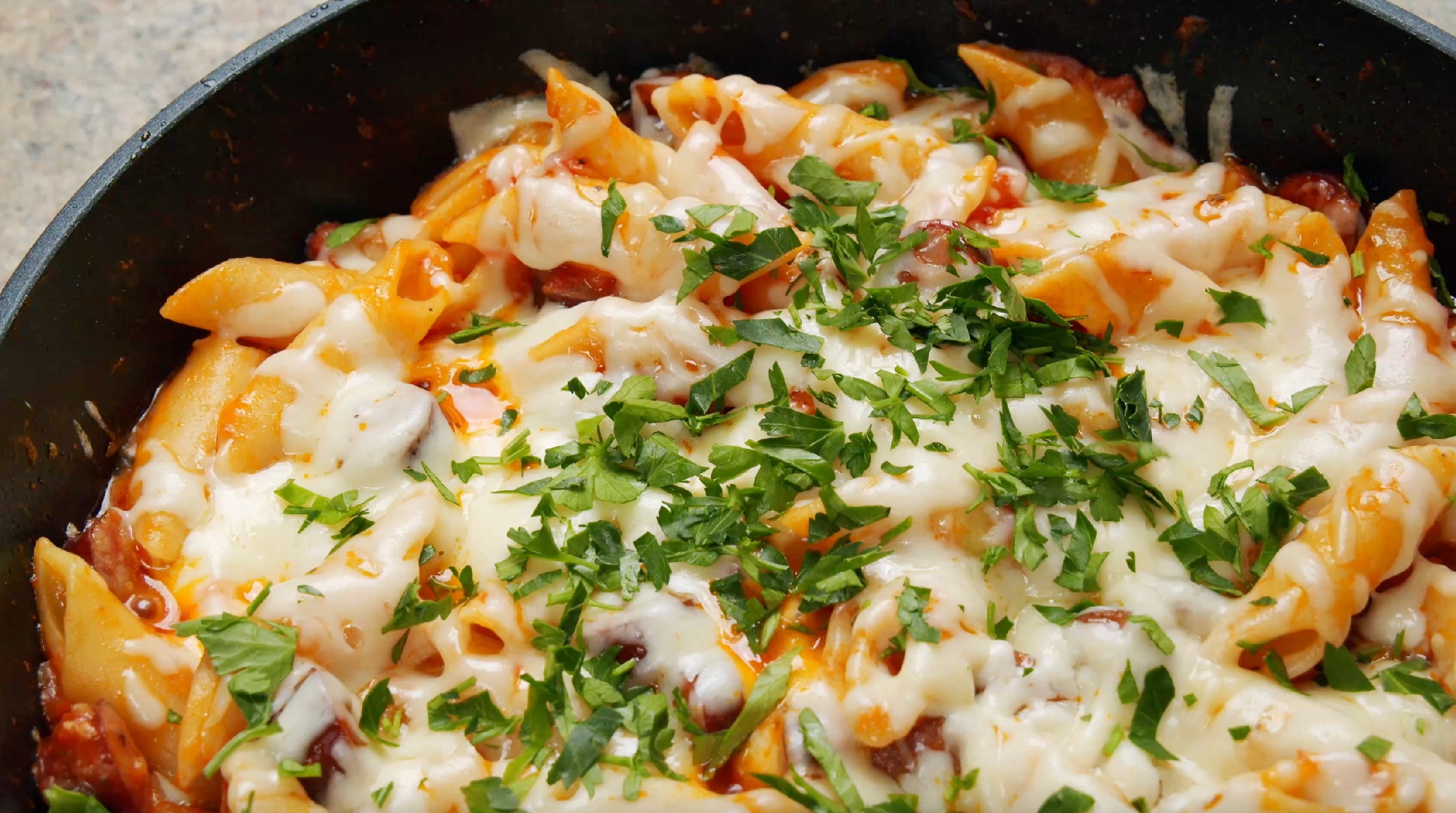 быстрый ужин за 10 минут. пицца на сковороде за 10 минут. пицца на сковороде. быстрый ужин за 10 мин. пицца минутка на сковороде.