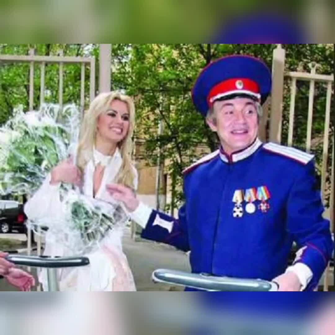 Дибровы готовятся к крестинам младшего сына