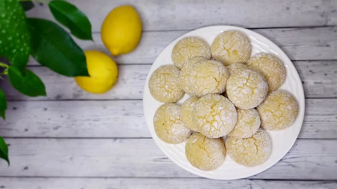 Печенье лимонное квадратное