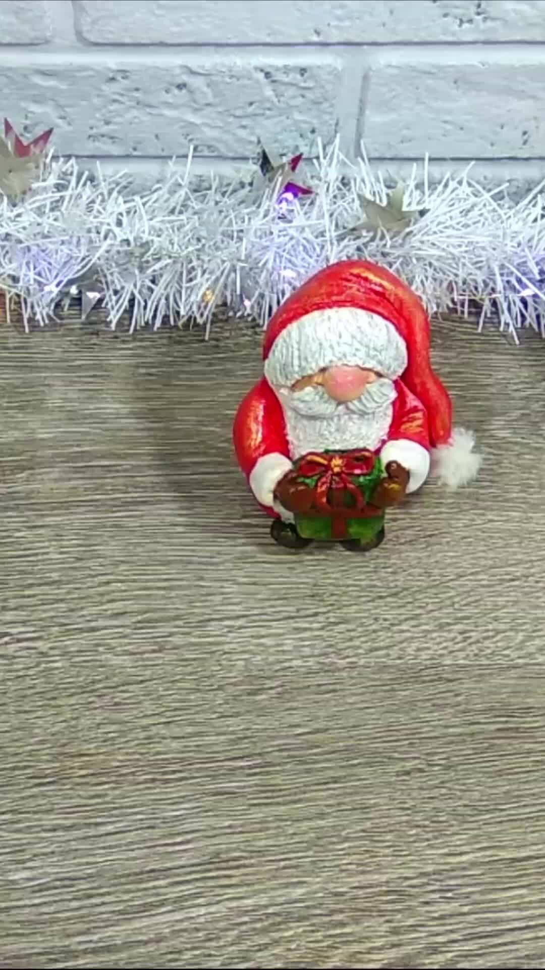 Елочная игрушка «Дед Мороз» из рулона от туалетной бумаги