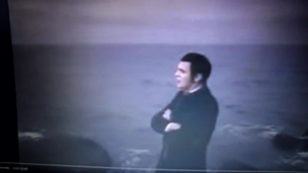 Муслим синяя вечность. Муслим магомаев о море море синяя вечность. Песня о море море в исполнении муслима. Муслим синяя вечность. Муслима магомаева о море море.