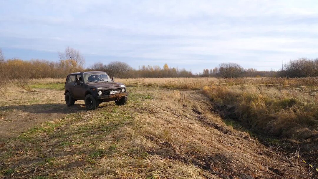 НИВА БЕЗ БЛОКИРОВКИ и НИВА С БЛОКИРОВКОЙ. Разница проходимости на лицо ...