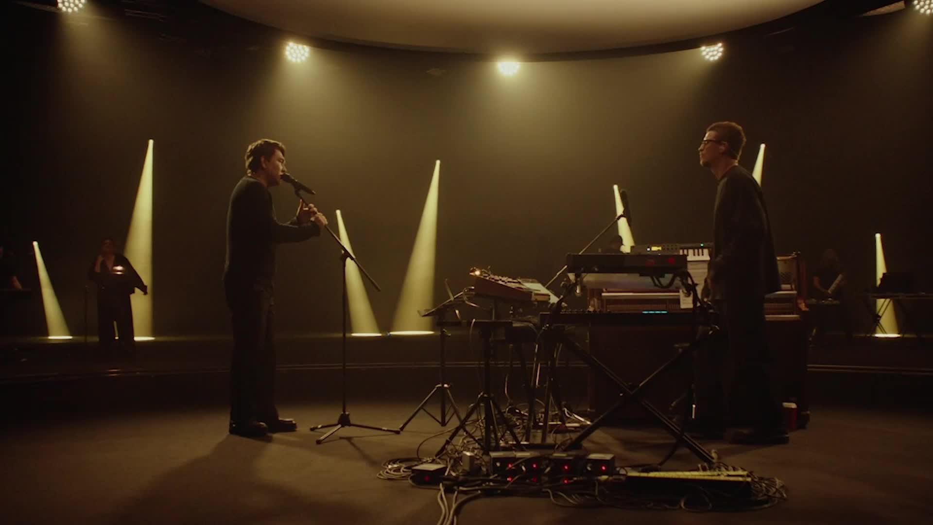 Лаб выпуски. Лаб выпуски. Хор lab антон беляев. Слепаков у беляева. Леван горозия, therr maitz северное сияние (lab с антоном беляевым).