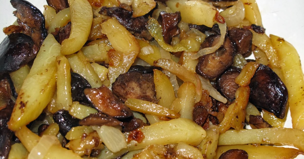 Замороженные грибы с картошкой и луком