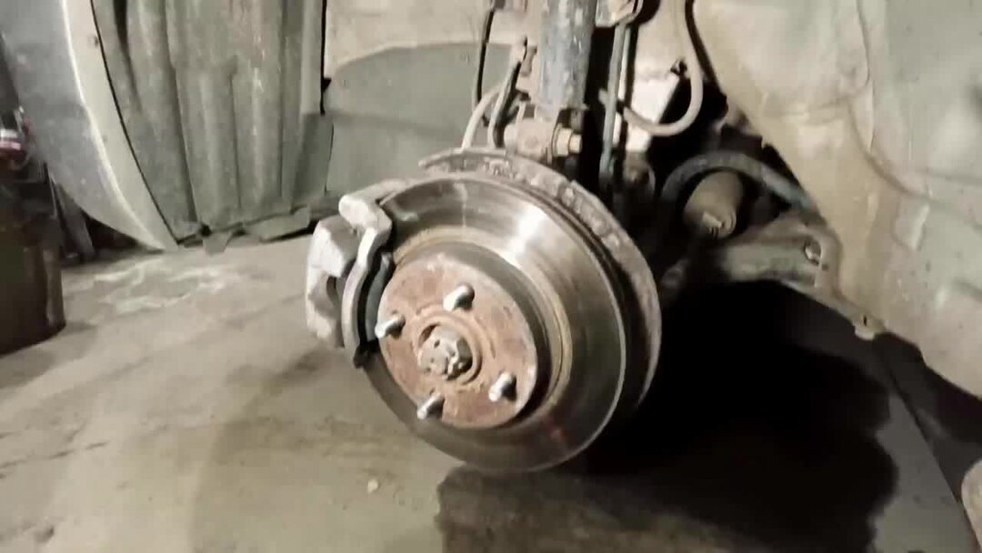 Скрипят колодки, даже после замены, правильное обслуживание суппорта ...