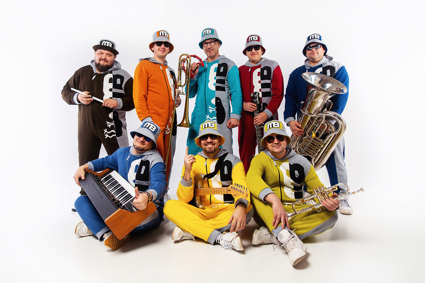 мамульки бэнд солист. группа мамульки бенд. группа мамульки бенд слушать. мерч мамульки бенд. участники группы мамульки бенд.